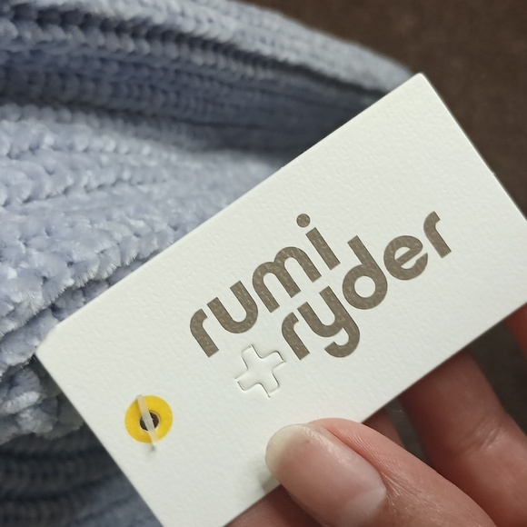 Rumi + Ryder the chenille cable knit sweater size 12 large - Picture 10 of 13